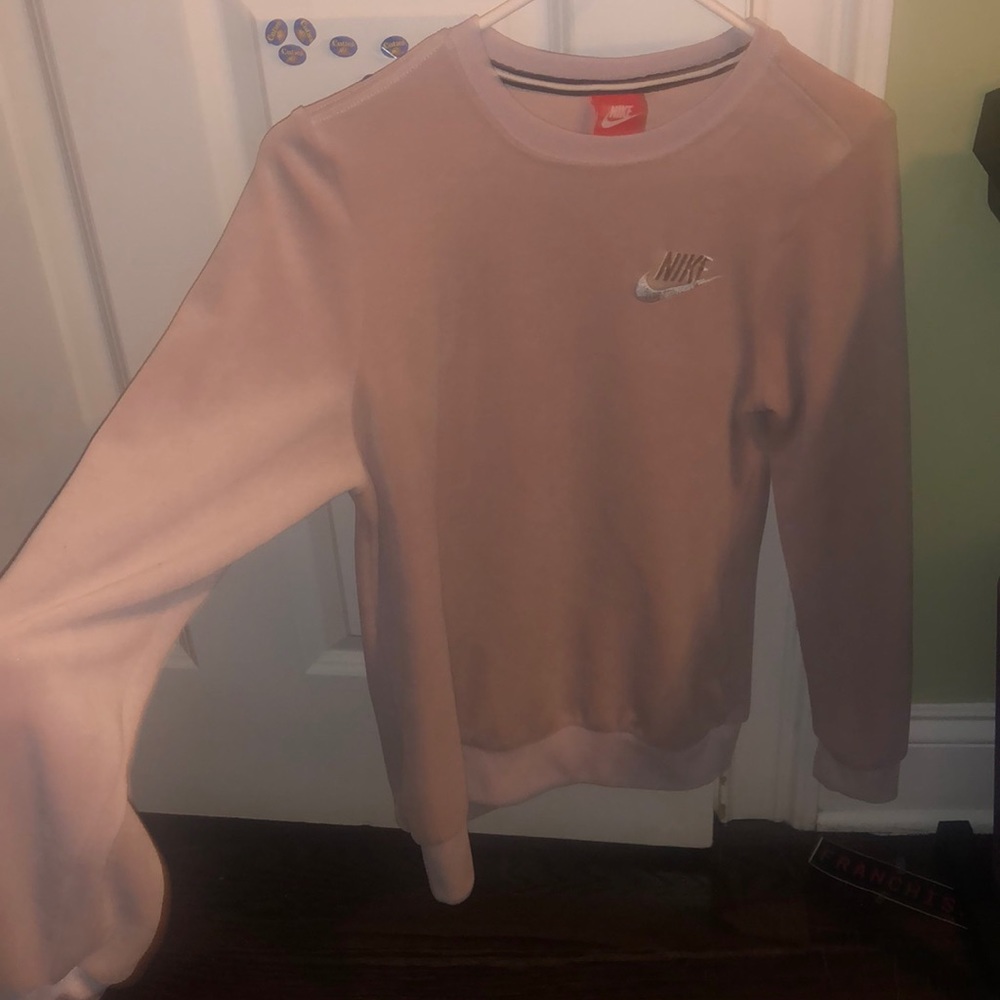 Nike fuzzy pale pink pullover